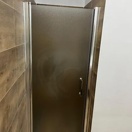 Διαμέρισμα V Holici,5 Izieb A Spolocna Kuchyna A 2 Kupelne *