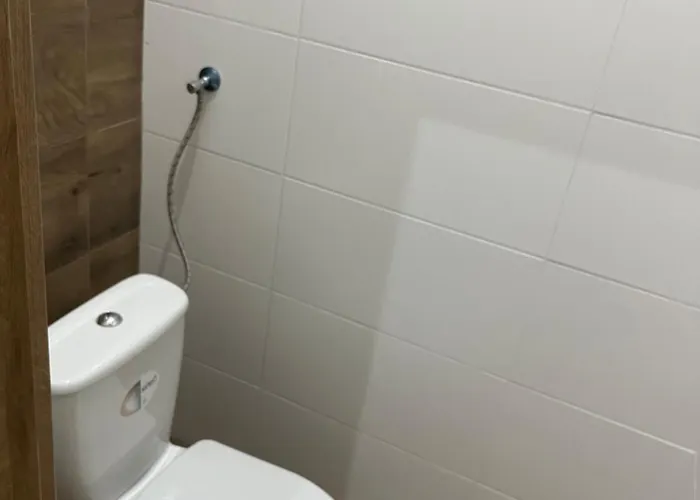 Appartement V Holici,5 Izieb A Spolocna Kuchyna A 2 Kupelne