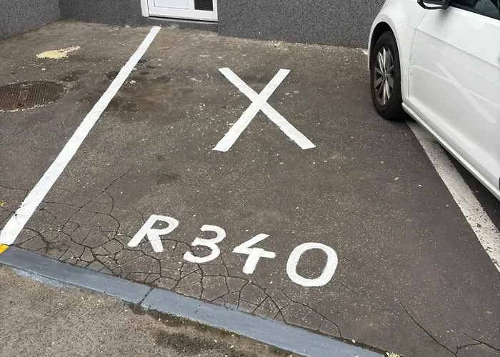 V Holici,5 Izieb A Spolocna Kuchyna A 2 Kupelne